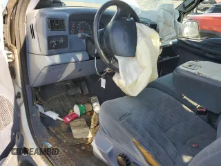 1999 Ford F-250 XL with VIN 1FTNX20F6XEF06608, listed as a Copart auction lot 45563185 with 260,145 mi miles and Salvage title. Bid and sale history available at DreamBid. Image 8.