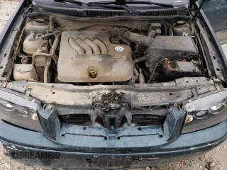 2002 Volkswagen Jetta GL with VIN 3VWRK69M82M042388, listed as a Copart auction lot 72673874 with 121,992 mi miles and Clean title. Bid and sale history available at DreamBid. Image 11.
