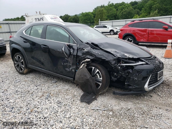 2020 Lexus UX with VIN JTHP3JBH0L2023588, listed as a Copart auction lot 63231414 with 24,182 mi miles and Salvage Title. Bid and sale history available at carsss.com. Image 4.