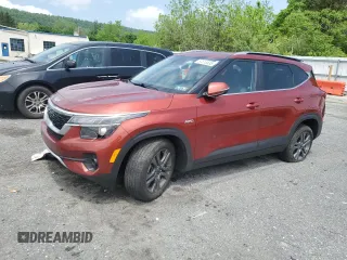 2022 Kia Seltos S z VIN KNDEUCAA7N7318022, wystawiony jako Copart lot #57513535 z przebiegiem 60 360 mil mil oraz Szkoda całkowita • Salvage title. Historia ofert i sprzedaży dostępna na DreamBid. Obrazek 1.