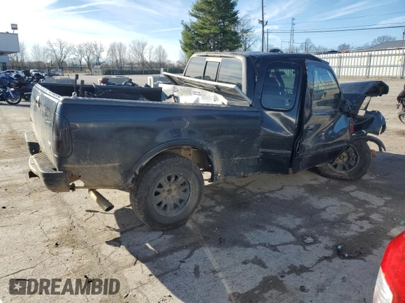 2001 Ford F-150 XL with VIN 1FTRX18L41NA31599, listed as a Copart auction lot 85222864 with 0 mi miles and Salvage Title. Bid and sale history available at carsss.com. Image 3.