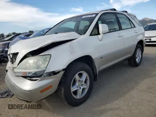 2001 Lexus RX 300 with VIN JTJHF10U110206632, listed as a Copart auction lot 63654495 with 113,931 mi miles and Salvage title. Bid and sale history available at DreamBid. Image 1.