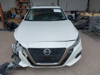 2022 Nissan Altima 2.0 SR with VIN 1N4AL4CV5NN342294, listed as a IAAI auction lot 41613438 with 52,740 mi miles. Bid and sale history available at carsss.com. Image 12.
