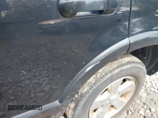 2003 Ford Explorer z VIN 1FMZU65K33UC42721, wystawiony jako IAAI lot #42485600 z przebiegiem 196 235 mil mil oraz . Historia ofert i sprzedaży dostępna na DreamBid. Obrazek 6.