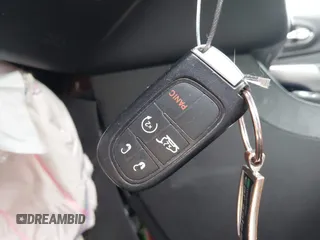 2020 Jeep Cherokee Limited с VIN 1C4PJMDX2LD651086, выставлен на аукционе IAAI как лот 42245150 с пробегом 83 254 миль миль и . История ставок и продаж доступна на DreamBid. Изображение 11.