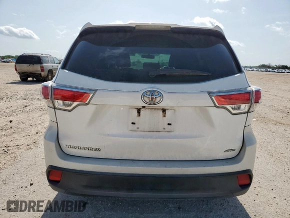 2016 Toyota Highlander LE z VIN 5TDBKRFHXGS255055, wystawiony jako Copart lot #64333555 z przebiegiem 80 122 mil mil oraz Szkoda całkowita • Salvage title. Historia ofert i sprzedaży dostępna na DreamBid. Obrazek 6.