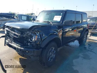2024 Ford Bronco Big Bend z VIN 1FMDE7BH5RLA53797, wystawiony jako IAAI lot #41920749 z przebiegiem 13 399 mil mil oraz . Historia ofert i sprzedaży dostępna na DreamBid. Obrazek 17.