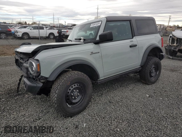 2022 Ford Bronco with VIN 1FMDE5AH3NLB08313, listed as a Copart auction lot 81641324 with 25,636 mi miles and Salvage title. Bid and sale history available at DreamBid. Image 1.
