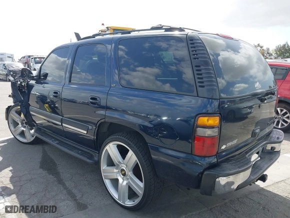 2005 Chevrolet Tahoe Z71 with VIN 1GNEC13T95R192599, listed as a IAAI auction lot 41955397 with 179,292 mi miles. Bid and sale history available at carsss.com. Image 14.