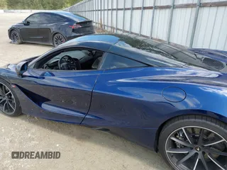 2019 McLaren 720S z VIN SBM14DCA2KW002960, wystawiony jako IAAI lot #41902025 z przebiegiem 10 788 mil mil oraz . Historia ofert i sprzedaży dostępna na DreamBid. Obrazek 14.
