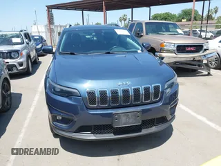2020 Jeep Cherokee Latitude Plus z VIN 1C4PJMLB2LD616974, wystawiony jako IAAI lot #42164598 z przebiegiem 52 361 mil mil oraz . Historia ofert i sprzedaży dostępna na DreamBid. Obrazek 12.