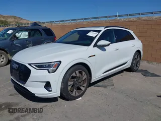 2022 Audi e-tron Premium with VIN WA1AAAGEXNB010338, listed as a IAAI auction lot 41924899 with 29,598 mi miles. Bid and sale history available at carsss.com. Image 2.