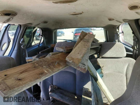 2001 Dodge Caravan Sport with VIN 2B4GP44302R610105, listed as a Copart auction lot 72903194 with 214,768 mi miles and Salvage Title. Bid and sale history available at carsss.com. Image 10.