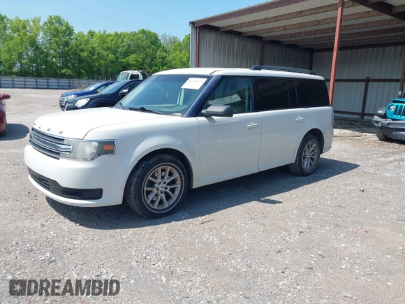 2013 Ford Flex SE with VIN 2FMGK5B8XDBD18085, listed as a IAAI auction lot 42139137 with 157,088 mi miles. Bid and sale history available at carsss.com. Image 2.