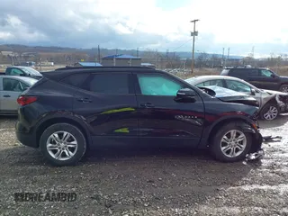 2020 Chevrolet Blazer LT with VIN 3GNKBJRS8LS611556, listed as a IAAI auction lot 41211060 with 68,653 mi miles and . Bid and sale history available at DreamBid. Image 12.