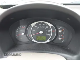 2006 Hyundai Tucson GL with VIN KM8JM12B26U340745, listed as a IAAI auction lot 42129680 with 87,133 mi miles. Bid and sale history available at carsss.com. Image 7.