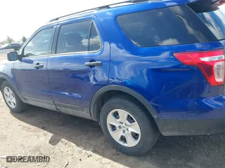 2013 Ford Explorer with VIN 1FM5K7B8XDGB25771, listed as a IAAI auction lot 41883733 with 211,784 mi miles. Bid and sale history available at carsss.com. Image 14.