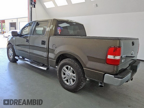 2008 Ford F-150 XL z VIN 1FTRW12W68FB29608, wystawiony jako Copart lot #57784585 z przebiegiem 344 250 mil mil oraz Czysty tytuł • Clean title. Historia ofert i sprzedaży dostępna na DreamBid. Obrazek 2.