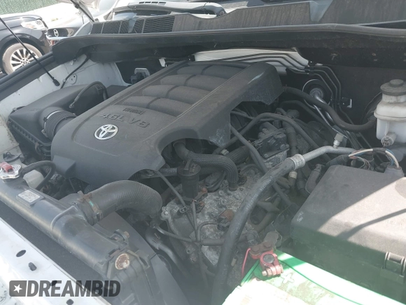 2011 Toyota Tundra 4WD Truck with VIN 5TFUM5F15BX023822, listed as a IAAI auction lot 42125607 with 194,779 mi miles. Bid and sale history available at carsss.com. Image 10.