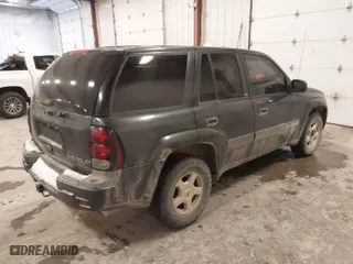 2003 Chevrolet TrailBlazer LS with VIN 1GNDT13S032254402, listed as a IAAI auction lot 41563789 with 216,912 mi miles. Bid and sale history available at carsss.com. Image 4.