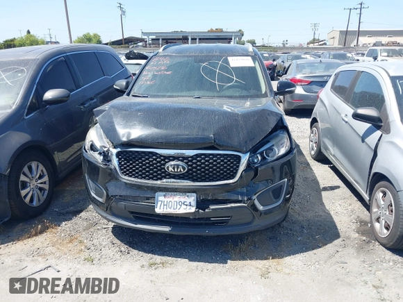 2016 Kia Sorento LX z VIN 5XYPGDA57GG037286, wystawiony jako IAAI lot #42479020 z przebiegiem 197 478 mil mil oraz . Historia ofert i sprzedaży dostępna na DreamBid. Obrazek 13.