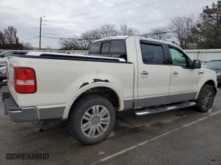 2006 Lincoln Mark LT with VIN 5LTPW18596FJ22426, listed as a Copart auction lot 83656744 with 221,504 mi miles and Salvage Title. Bid and sale history available at carsss.com. Image 3.
