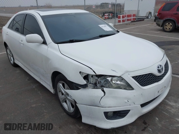2011 Toyota Camry LE z VIN 4T1BF3EK5BU658827, wystawiony jako IAAI lot #41704973 z przebiegiem 212 443 mil mil oraz . Historia ofert i sprzedaży dostępna na DreamBid. Obrazek 6.