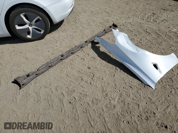 2019 Tesla Model 3 Long Range with VIN 5YJ3E1EB2KF195120, listed as a Copart auction lot 53129415 with 81,071 mi miles and Salvage Title. Bid and sale history available at DreamBid. Image 12.