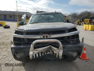2003 Chevrolet Avalanche z VIN 3GNEC13T23G101945, wystawiony jako Copart lot #55500575 z przebiegiem Nie podano mil oraz Szkoda całkowita • Salvage title. Historia ofert i sprzedaży dostępna na DreamBid. Obrazek 5.
