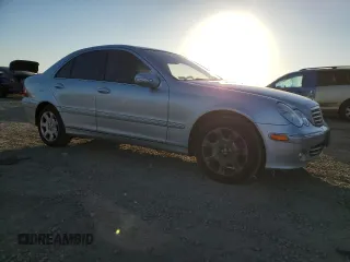 2006 Mercedes-Benz C 230 Sport с VIN WDBRF56H06F728986, выставлен на аукционе Copart как лот 44363785 с пробегом 75 321 миль миль и Списание • Salvage title. История ставок и продаж доступна на DreamBid. Изображение 4.