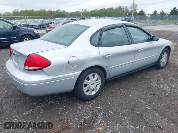 2005 Ford Taurus SEL z VIN 1FAFP56245A233415, wystawiony jako IAAI lot #42225619 z przebiegiem 145 658 mil mil oraz . Historia ofert i sprzedaży dostępna na DreamBid. Obrazek 4.