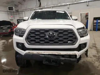 2021 Toyota Tacoma 4WD SR with VIN 5TFCZ5AN4MX258934, listed as a Copart auction lot 44678685 with 80,991 mi miles and Non Repairable. Bid and sale history available at carsss.com. Image 5.