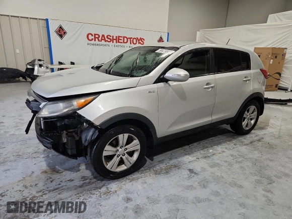 2013 Kia Sportage LX z VIN KNDPBCA24D7443677, wystawiony jako Copart lot #58478685 z przebiegiem 293 092 mil mil oraz Szkoda całkowita • Salvage title. Historia ofert i sprzedaży dostępna na DreamBid. Obrazek 1.