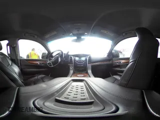 2017 Cadillac Escalade z VIN 1GYS4AKJ9HR233577, wystawiony jako IAAI lot #41524641 z przebiegiem 126 299 mil mil oraz . Historia ofert i sprzedaży dostępna na DreamBid. Obrazek 17.
