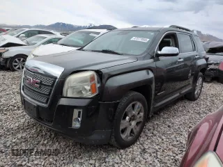 2015 GMC Terrain SLT with VIN 2GKFLSE38F6332935, listed as a Copart auction lot 47377995 with 122,030 mi miles and Salvage title. Bid and sale history available at DreamBid. Image 1.