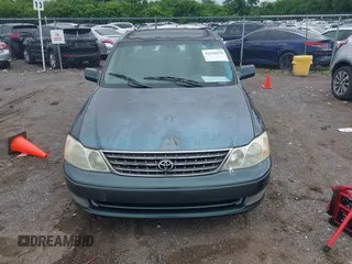 2003 Toyota Avalon XL with VIN 4T1BF28B63U294358, listed as a IAAI auction lot 42226470 with 256,405 mi miles and . Bid and sale history available at carsss.com. Image 6.