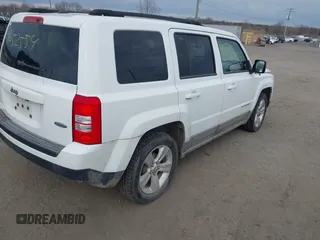 2011 Jeep Patriot Latitude with VIN 1J4NT1GB4BD126488, listed as a IAAI auction lot 41652554 with 179,724 mi miles. Bid and sale history available at carsss.com. Image 4.