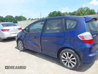 2012 Honda Fit Sport с VIN JHMGE8H57CC003882, выставлен на аукционе IAAI как лот 42428272 с пробегом 153 552 миль миль и . История ставок и продаж доступна на DreamBid. Изображение 6.