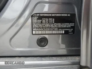 2013 BMW 5 Series 528i xDrive z VIN WBAXH5C52DD107185, wystawiony jako Copart lot #56582315 z przebiegiem 114 550 mil mil oraz Czysty tytuł • Clean title. Historia ofert i sprzedaży dostępna na DreamBid. Obrazek 12.