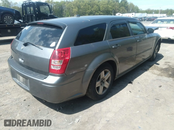 2005 Dodge Magnum z VIN 2D4FV48T65H514409, wystawiony jako IAAI lot #40228866 z przebiegiem 192 284 mil mil oraz . Historia ofert i sprzedaży dostępna na DreamBid. Obrazek 4.