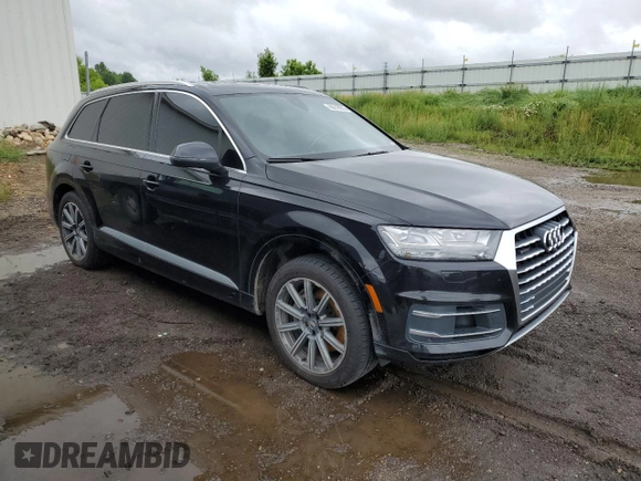 2017 Audi Q7 Premium Plus with VIN WA1LAAF79HD034392, listed as a Copart auction lot 60618655 with 136,222 mi miles and Clean title. Bid and sale history available at DreamBid. Image 4.