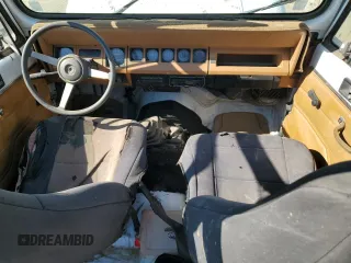 1995 Jeep Wrangler S with VIN 1J4FY19P0SP239299, listed as a Copart auction lot 62338803 with 113,870 mi miles and Non Repairable. Bid and sale history available at carsss.com. Image 8.