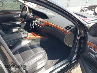 2010 Mercedes-Benz S 550 with VIN WDDNG8GB3AA308918, listed as a IAAI auction lot 42087311 with 135,878 mi miles and . Bid and sale history available at DreamBid. Image 5.