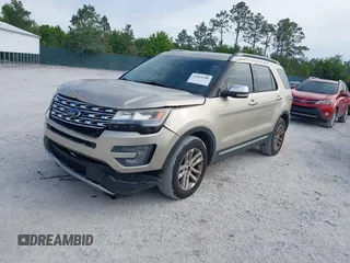 2017 Ford Explorer XLT с VIN 1FM5K7DH7HGA84857, выставлен на аукционе IAAI как лот 42064280 с пробегом 92 489 миль миль и . История ставок и продаж доступна на DreamBid. Изображение 2.