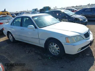 2003 Acura RL w/Navigation System with VIN JH4KA96693C000456, listed as a IAAI auction lot 41993013 with 190,892 mi miles. Bid and sale history available at carsss.com. Image 1.