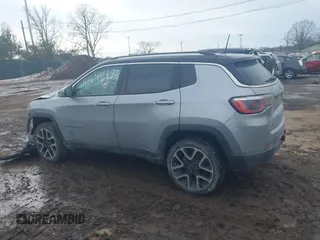 2018 Jeep Compass Limited with VIN 3C4NJDCB1JT238287, listed as a IAAI auction lot 41640492 with 74,554 mi miles and . Bid and sale history available at carsss.com. Image 13.
