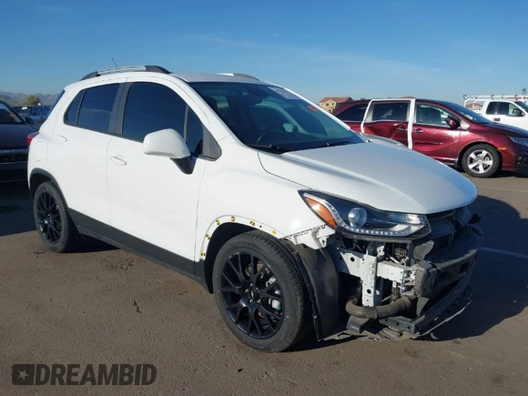 2022 Chevrolet Trax LT with VIN KL7CJLSM1NB512337, listed as a IAAI auction lot 41828625 with 40,877 mi miles. Bid and sale history available at carsss.com. Image 1.