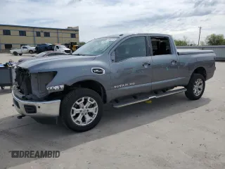 2018 Nissan Titan XD SV with VIN 1N6AA1F47JN507965, listed as a Copart auction lot 50452315 with 194,278 mi miles and Salvage Title. Bid and sale history available at carsss.com. Image 1.