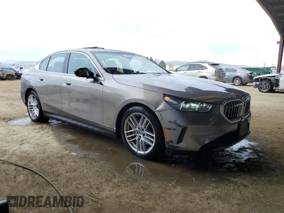 2024 BMW 5 Series 530i xDrive with VIN WBA53FJ02RCS02524, listed as a Copart auction lot 51126535 with 23,055 mi miles and Clean Title. Bid and sale history available at carsss.com. Image 4.