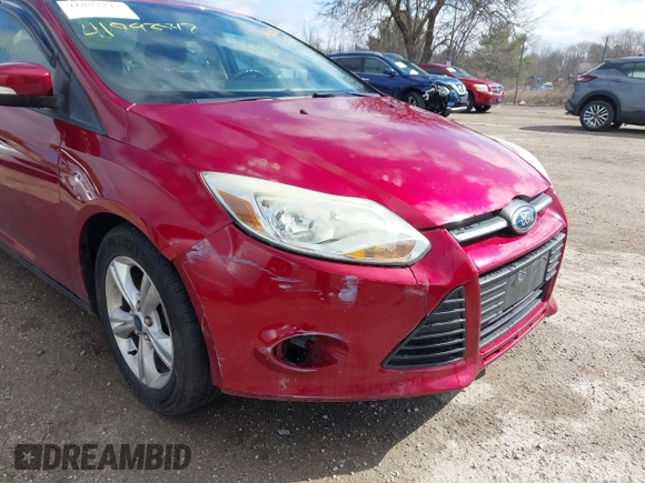 2014 Ford Focus SE with VIN 1FADP3F27EL403007, listed as a IAAI auction lot 41893547 with 95,864 mi miles. Bid and sale history available at carsss.com. Image 6.